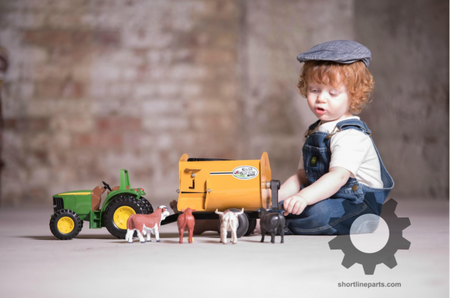 Toy Feeder Wagon Built to 1/16th Scale