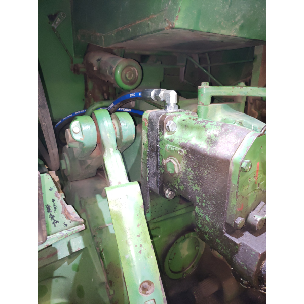 Power Beyond Block - Manifold Hydraulic Block - John Deere 4440 Tractor